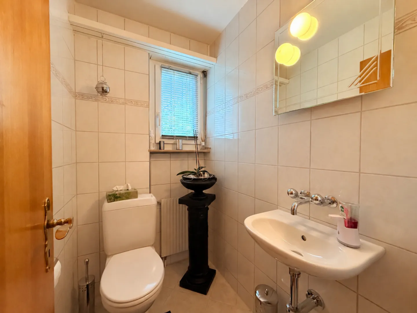 A Home with Charm and Beautiful Garden in Duggingen - Photo 13 of 13