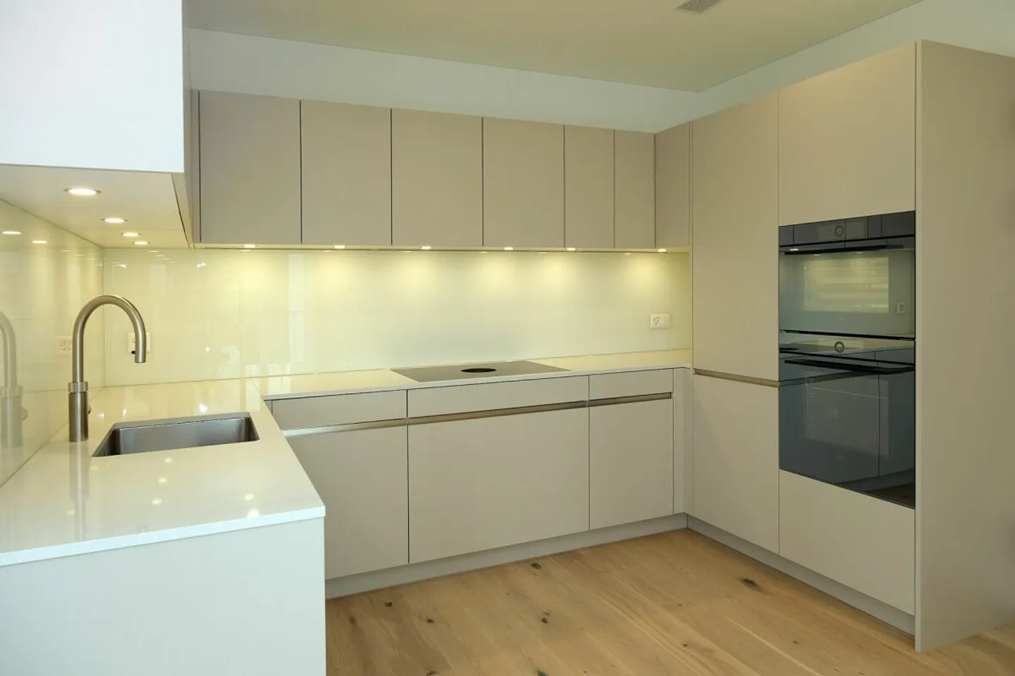 2,5 Zimmer Neubauwohnung  mit Aussicht im 3. OG, 70 m2 - Photo 4 sur 8