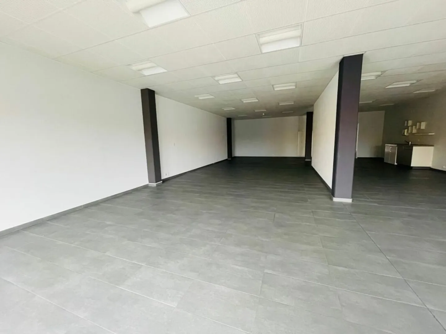 Gewerbefläche von 282 m2 in Montagny-près-Yverdon - Foto 5 von 6