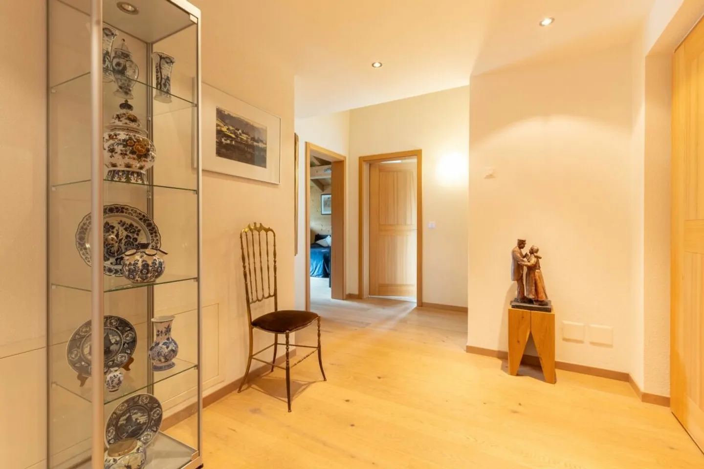 Charming 5.5-room apartment with gallery, Chalet Silberblume - Photo 4 of 13