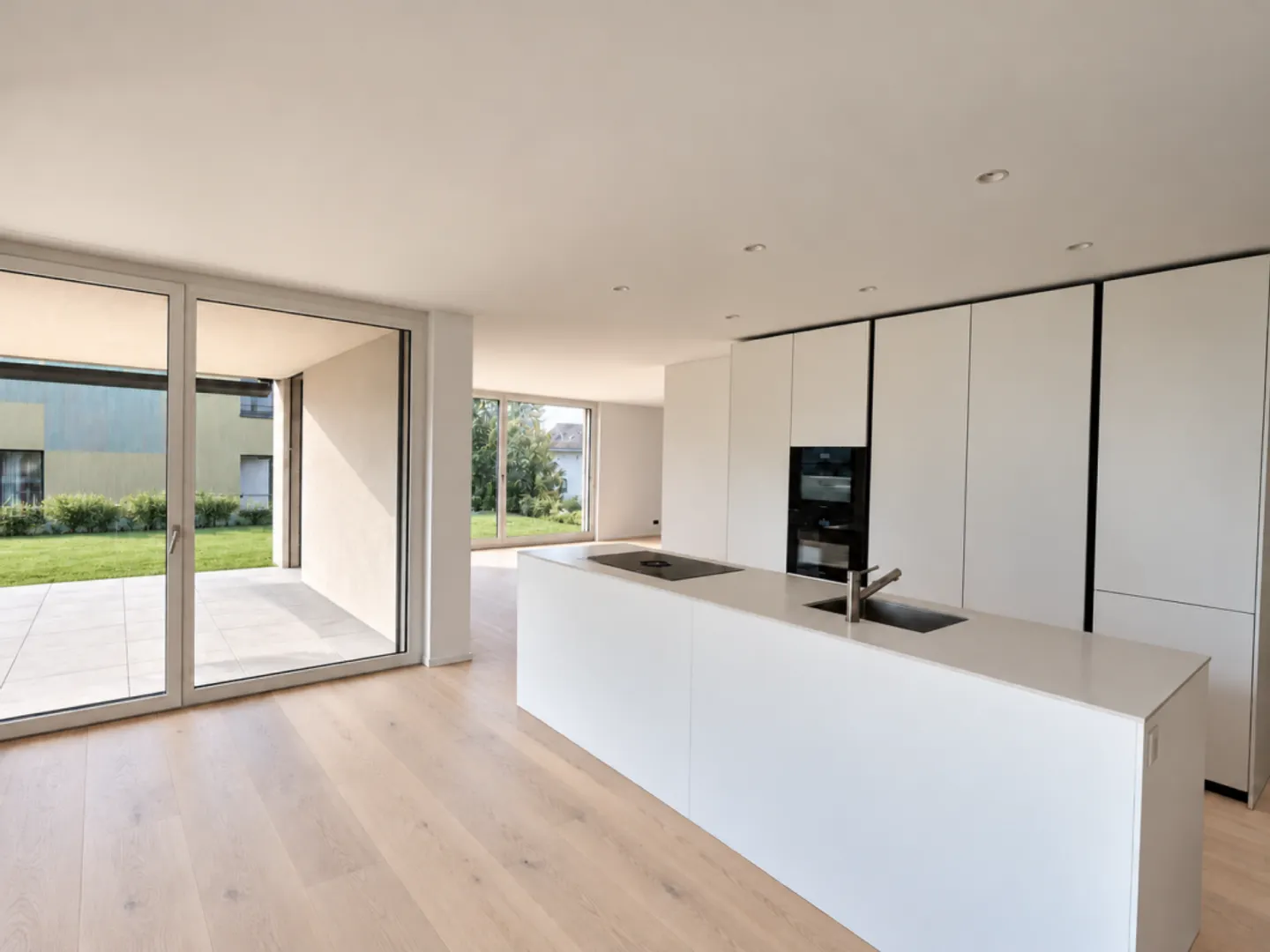 Exklusive 3.5-Zimmer-Gartenwohnung mit grosszügigem 100 m² Privatgarten - Foto 2 di 8