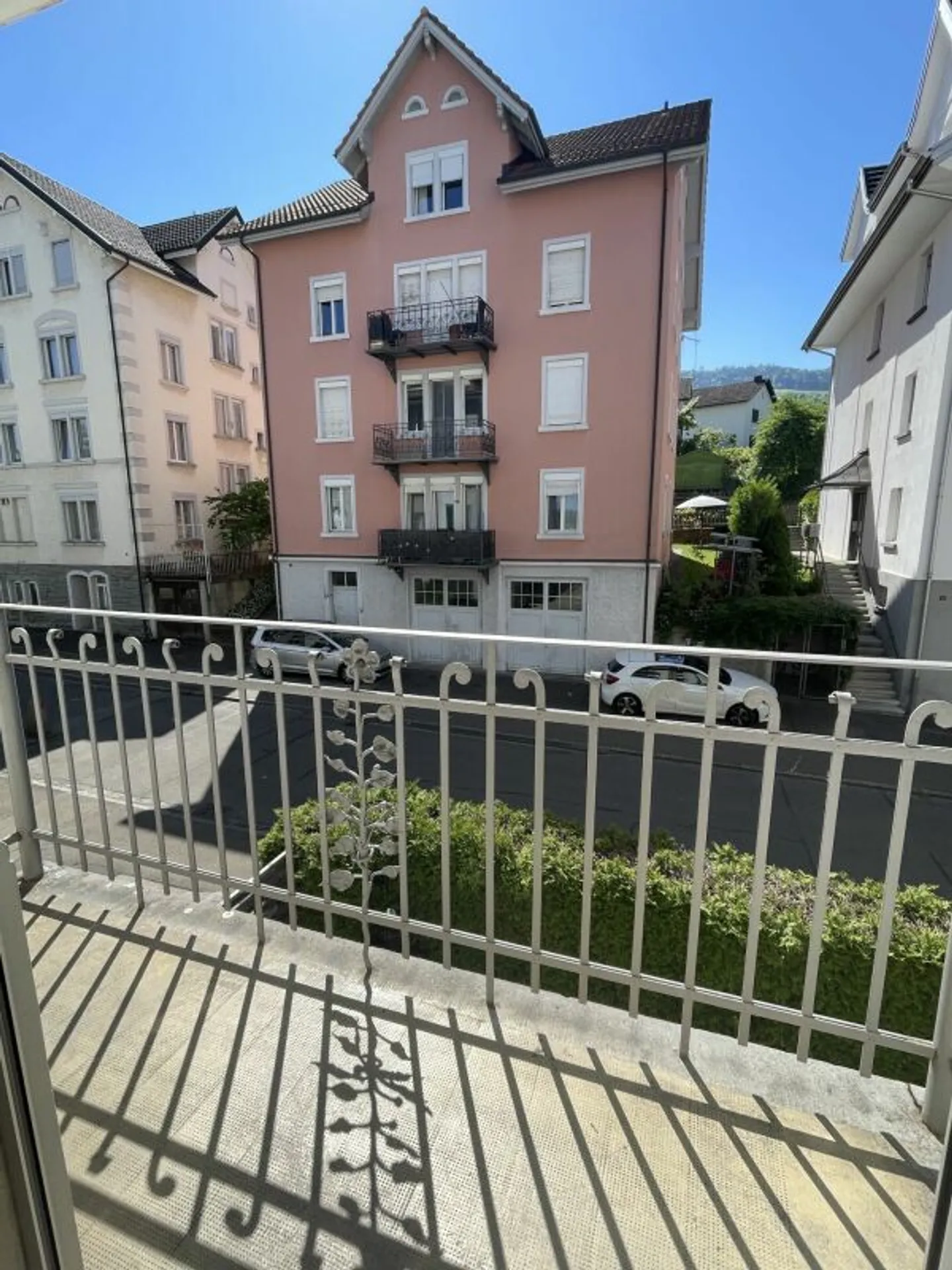 Appartement lumineux et calme avec balcon - Photo 2 sur 13