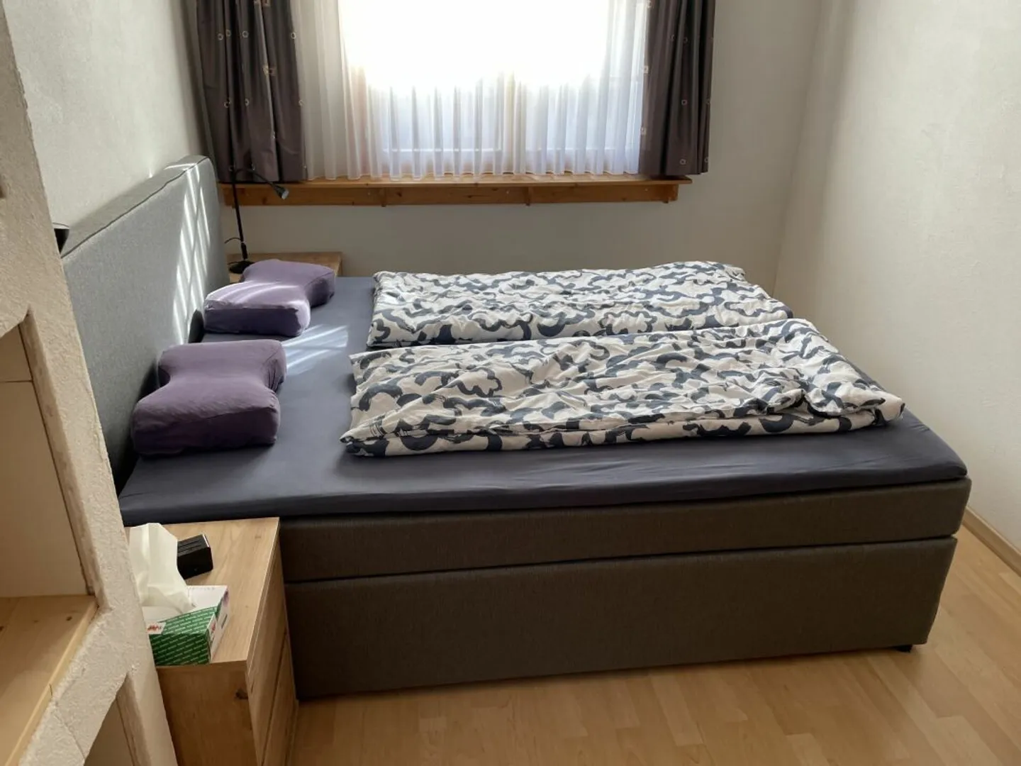 3 1/2 Room Apartment, 90 m2 Living Space, via dil bogn 1, 7188 Sedrun. We are renting a modern renovated, furnished and bright apartment from June 1, 2026. - Photo 6 of 9