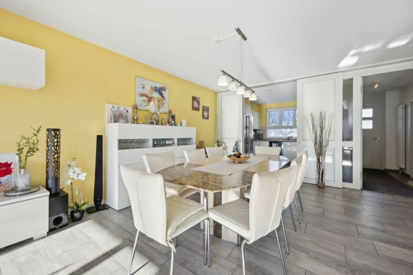 Terraced house in a quiet and central location - Photo 8 of 13