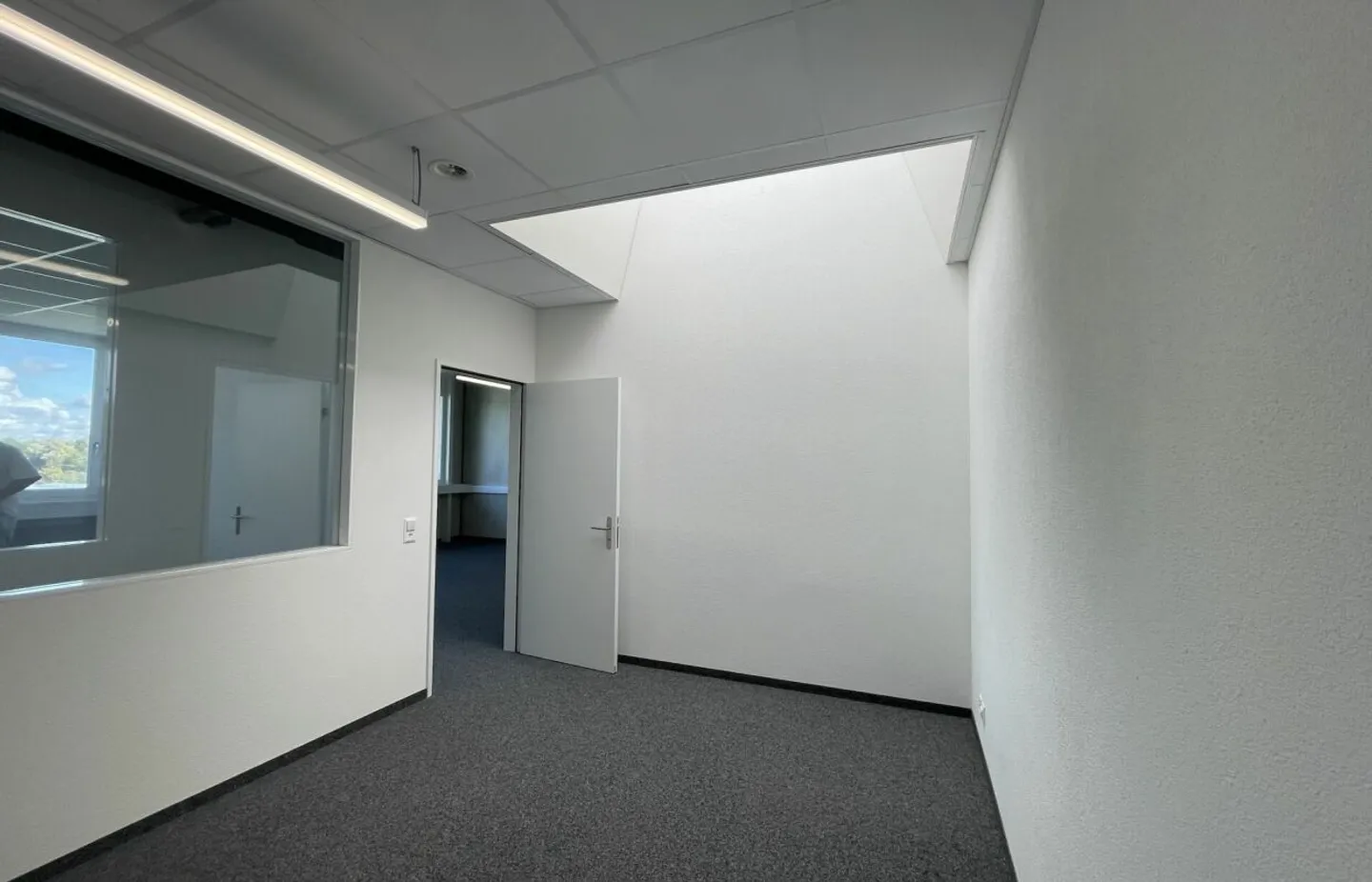 Geräumige Bürofläche in Unterentfelden - Foto 8 von 13