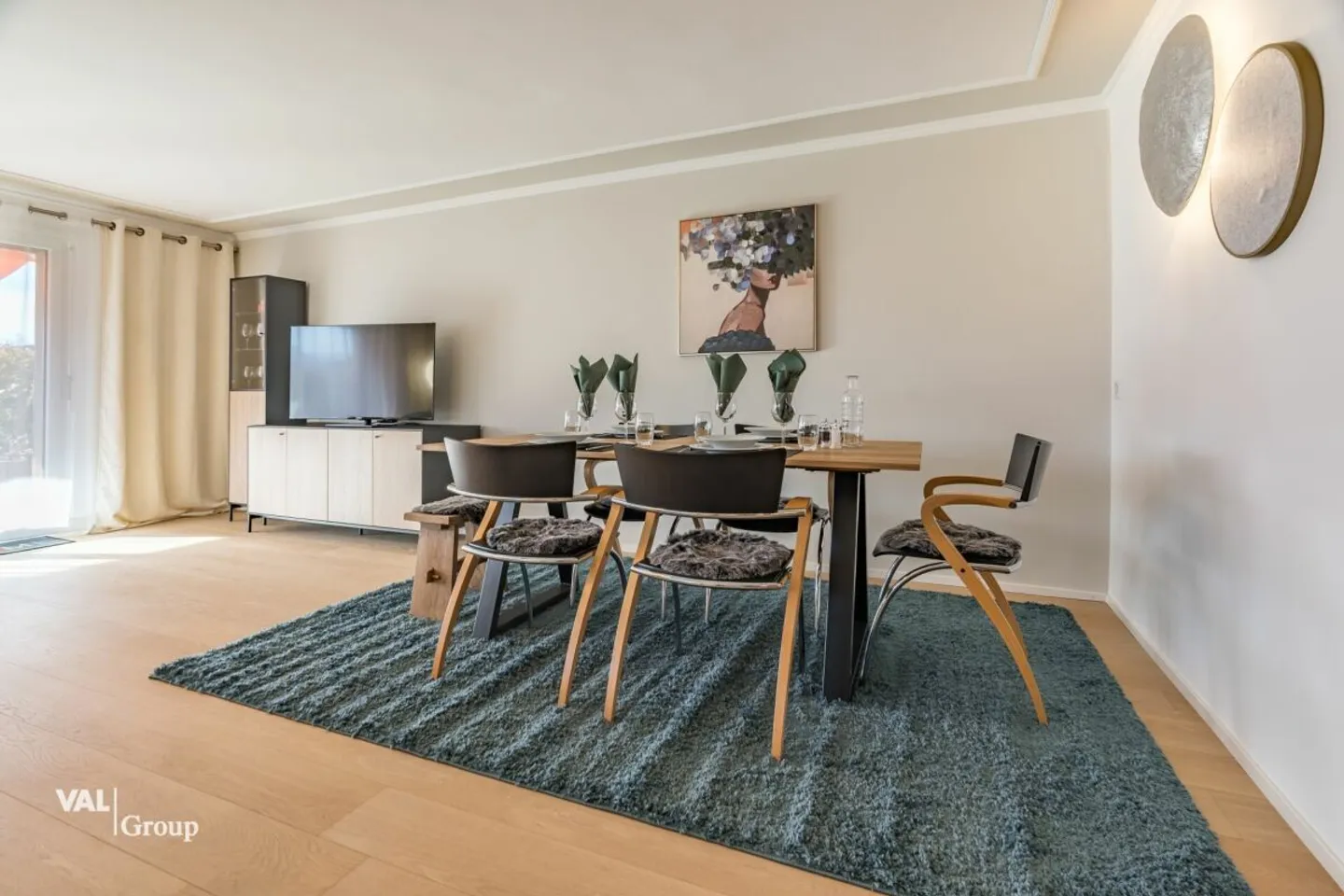 Élégance alpine et confort moderne au coeur de Crans-Montana - Photo 3 sur 13