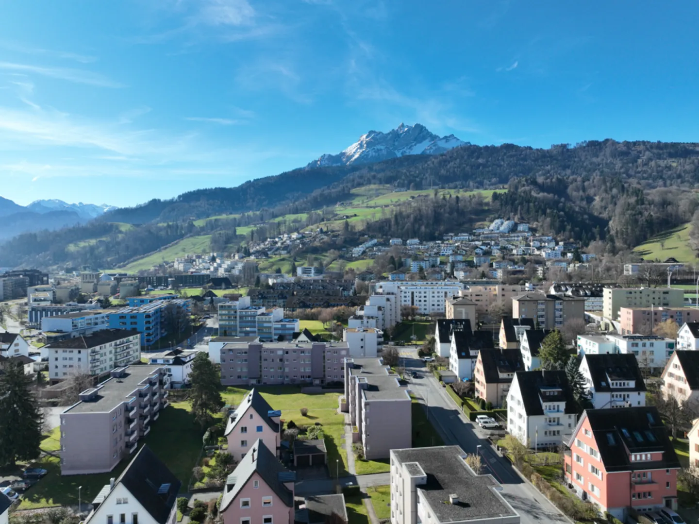 Ampia casa familiare duplex - Foto 8 di 8