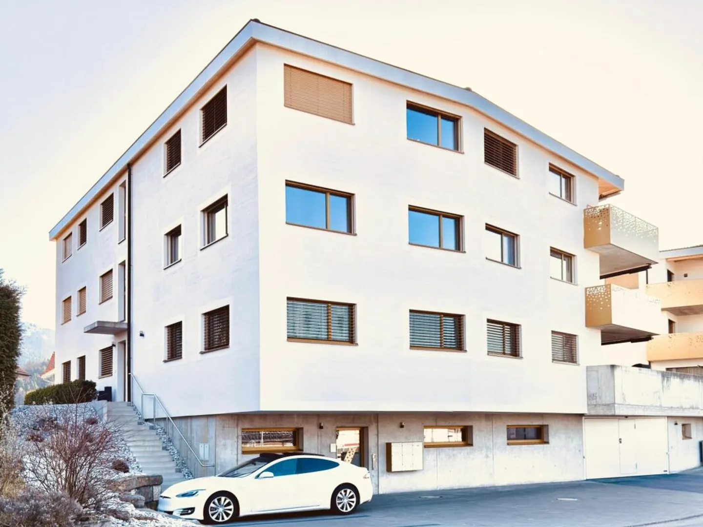 Moderne Wohnung mit privatem Garten - Foto 1 von 13