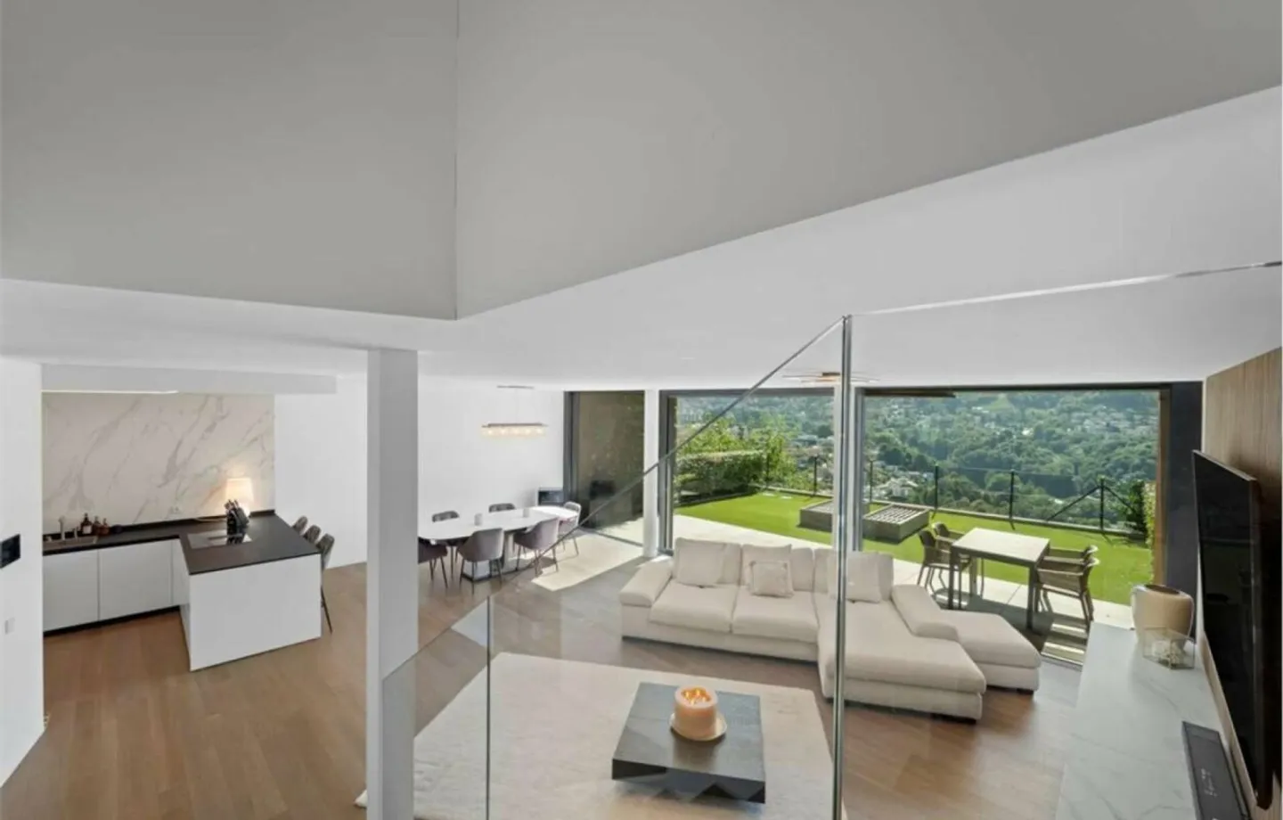 Exclusive duplex apartment in Canobbio - Elegance meets living comfort - Photo 9 of 13