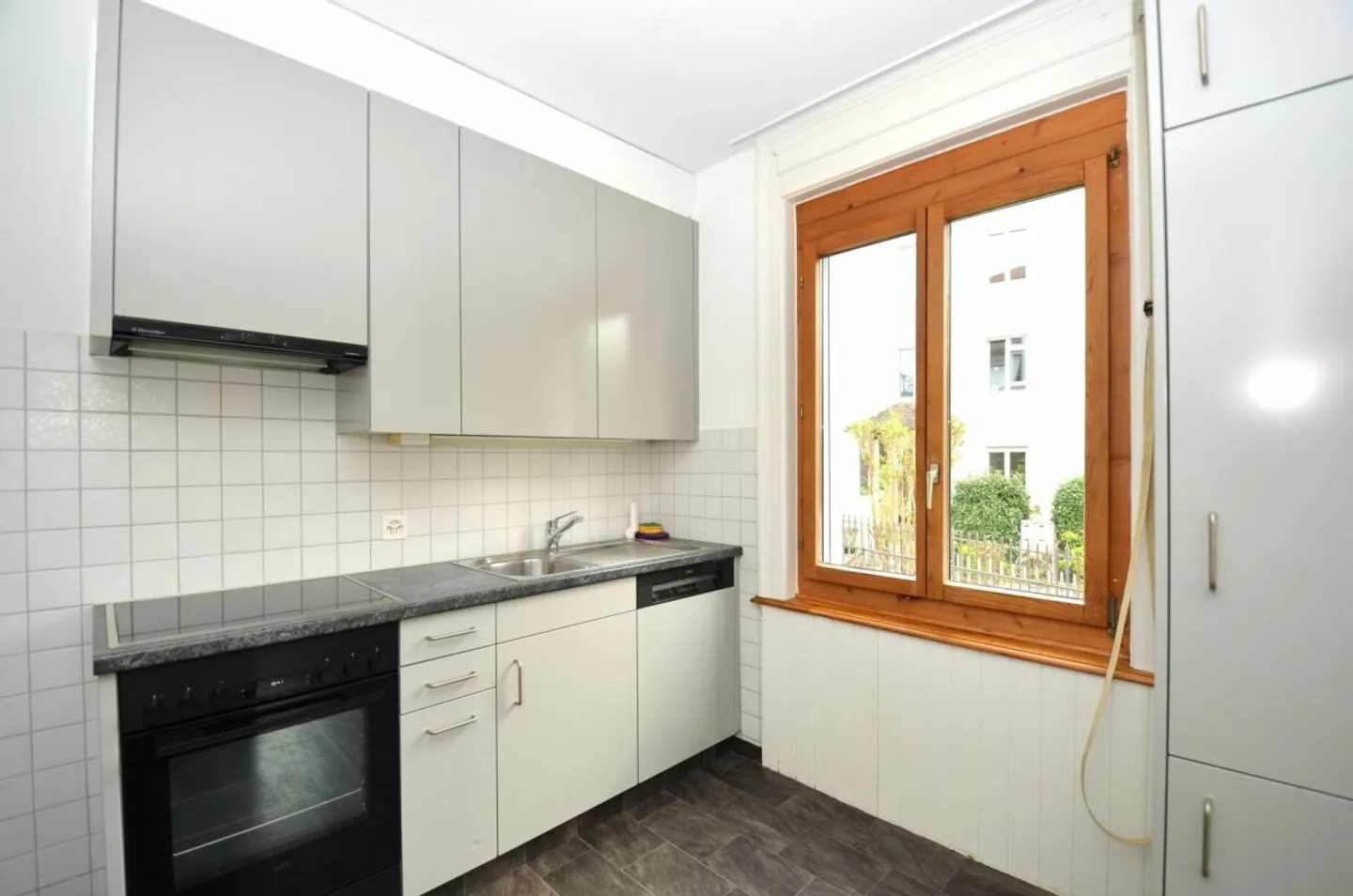 Felice di tornare a casa - Grande appartamento di 4.5 locali in un quartiere tranquillo - Foto 3 di 12