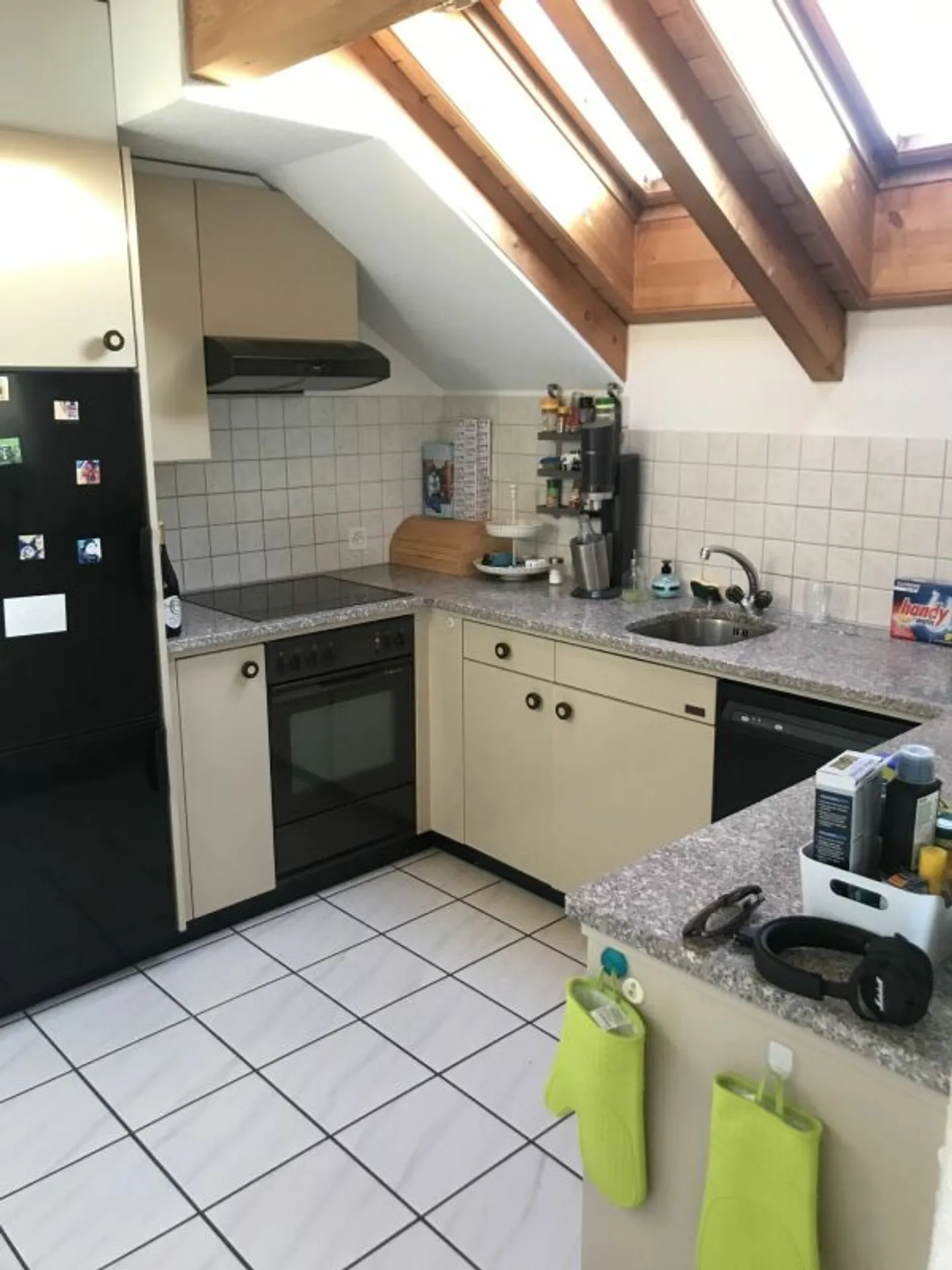 Charmant Appartement Sous Les Toits - Photo 4 sur 9