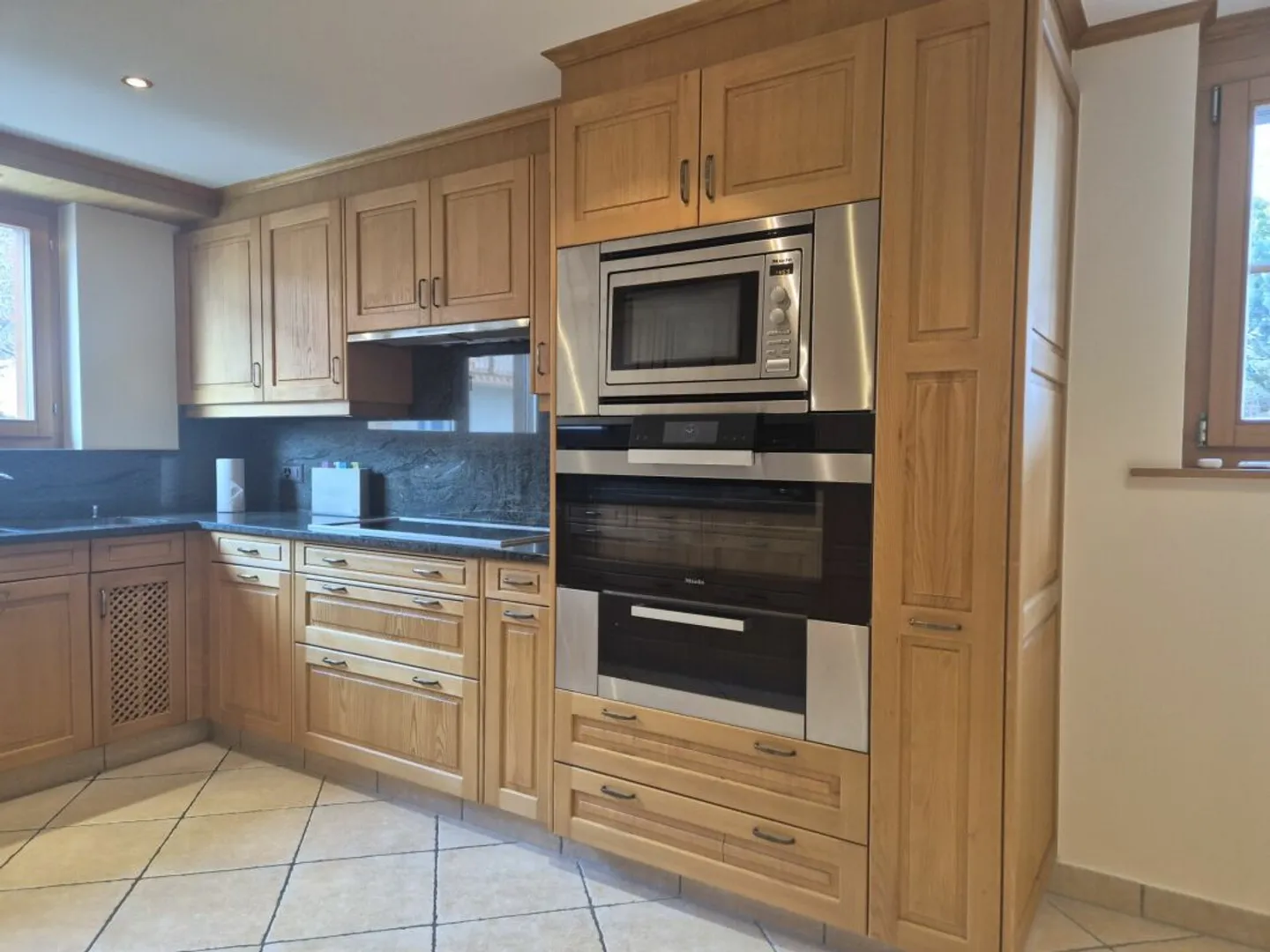Appartamento di 5,5 locali con magnifico balcone-terrazza di 80 m2 - Foto 4 di 13
