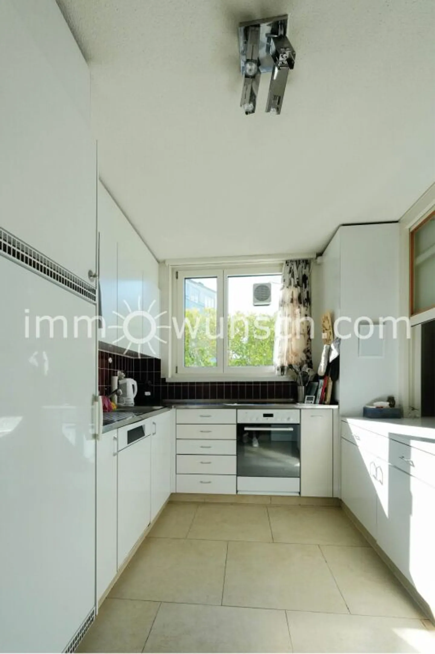 Appartement de jardin spacieux de 7 pièces avec ambiance de maison - Photo 8 sur 13