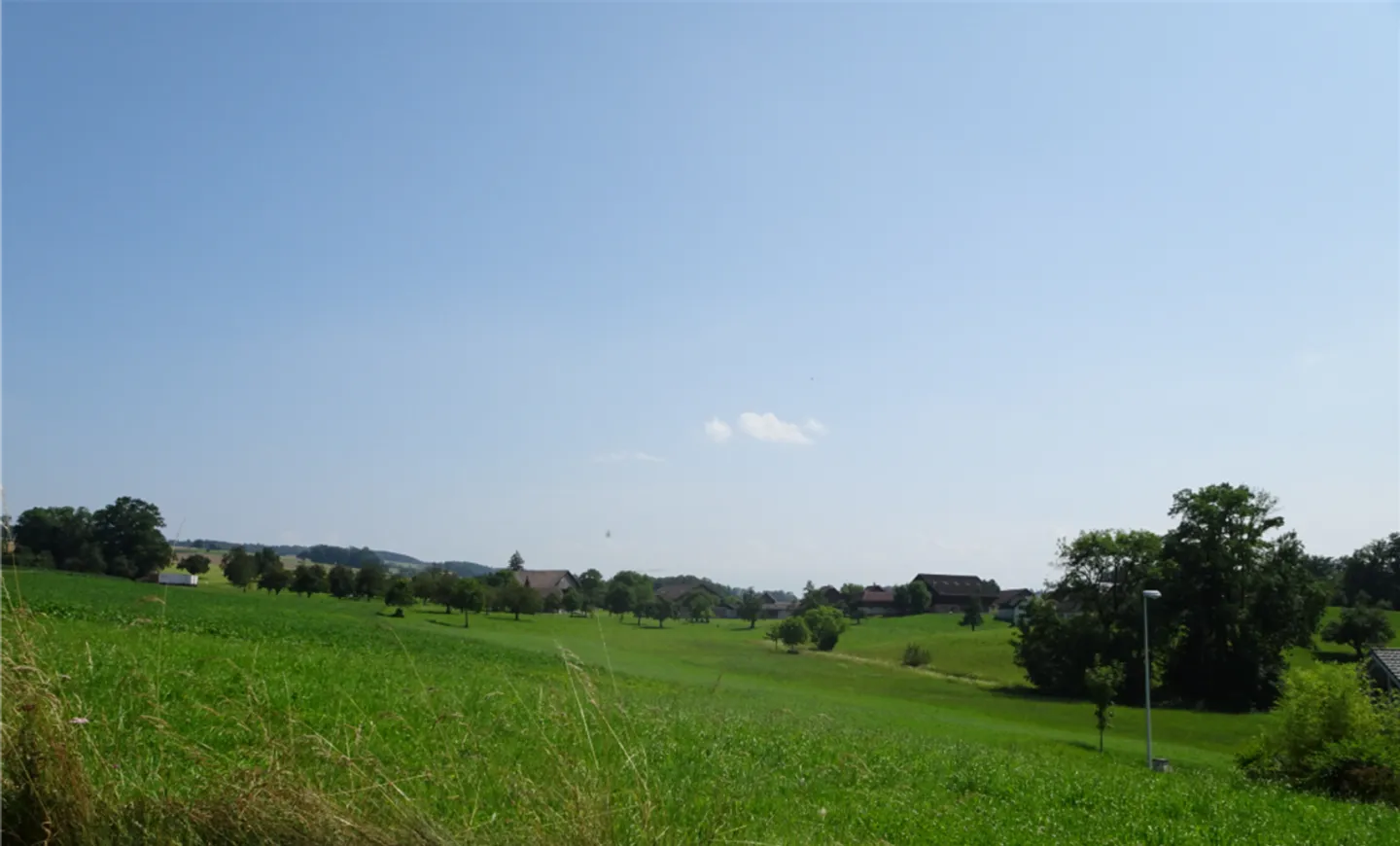 Terrain à bâtir parfaitement ensoleillé dans un endroit imprenable - Photo 9 sur 13