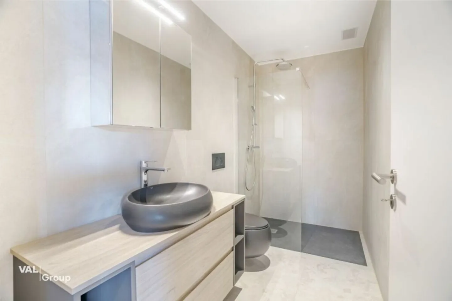 Top - Rental Property - 3.5 Room Apartment with Breathtaking Views - Photo 7 of 13