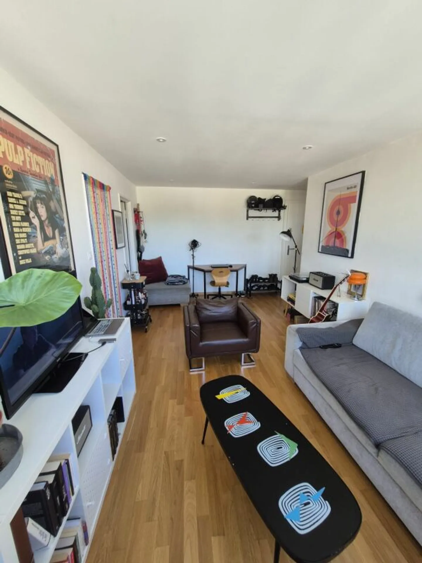 Charmant appartement 2,5 pièces - Photo 2 sur 9