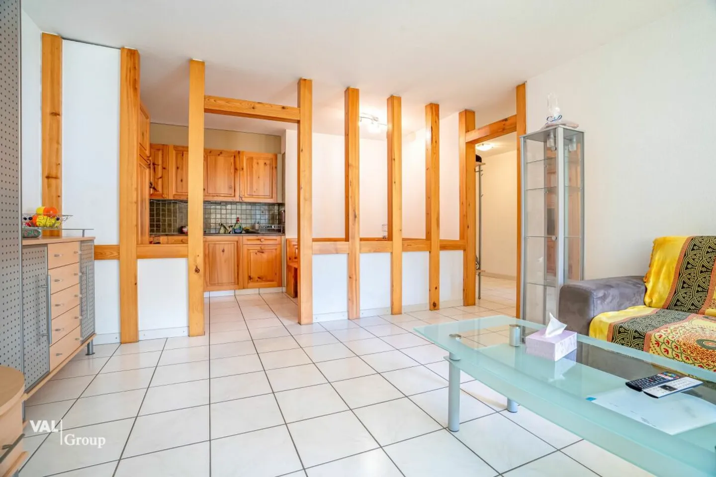 Attractive Apartment with Terrace - Photo 2 of 13