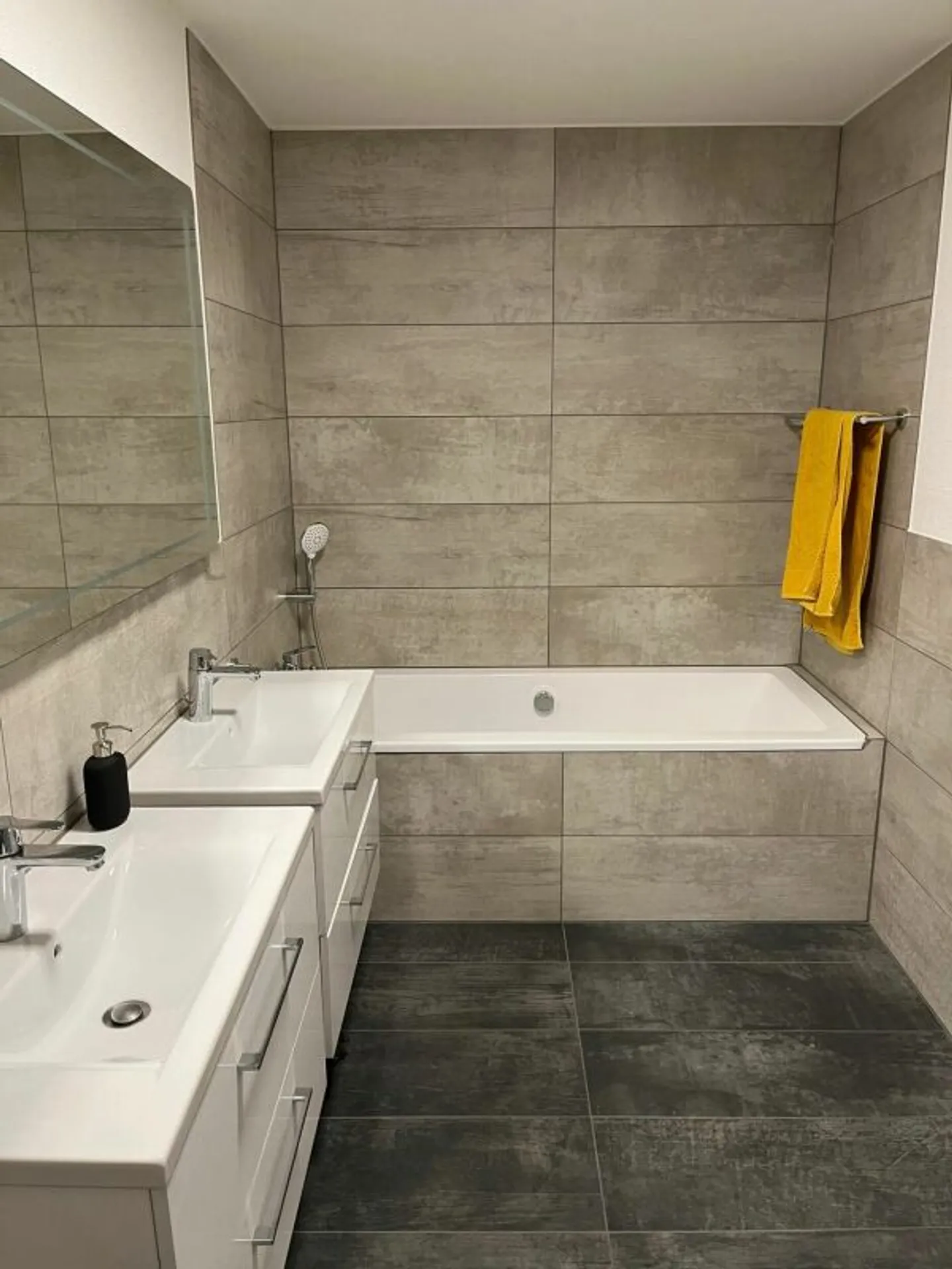 Helle 4.5 Zimmer Wohnung - Foto 5 von 9