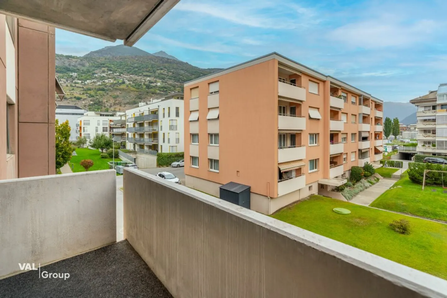 Modern 2.5-room apartment in central location of Visp - Photo 7 of 10