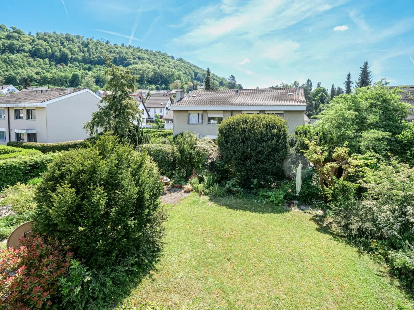 Duplex Single-Family House with Large Garden, Ideal for Families - Photo 10 of 10