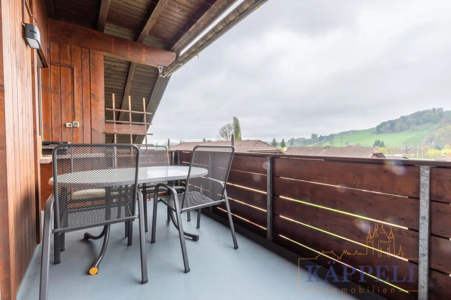 5.5 Room Attic Apartment in the Center of Wattenwil - Photo 11 of 13