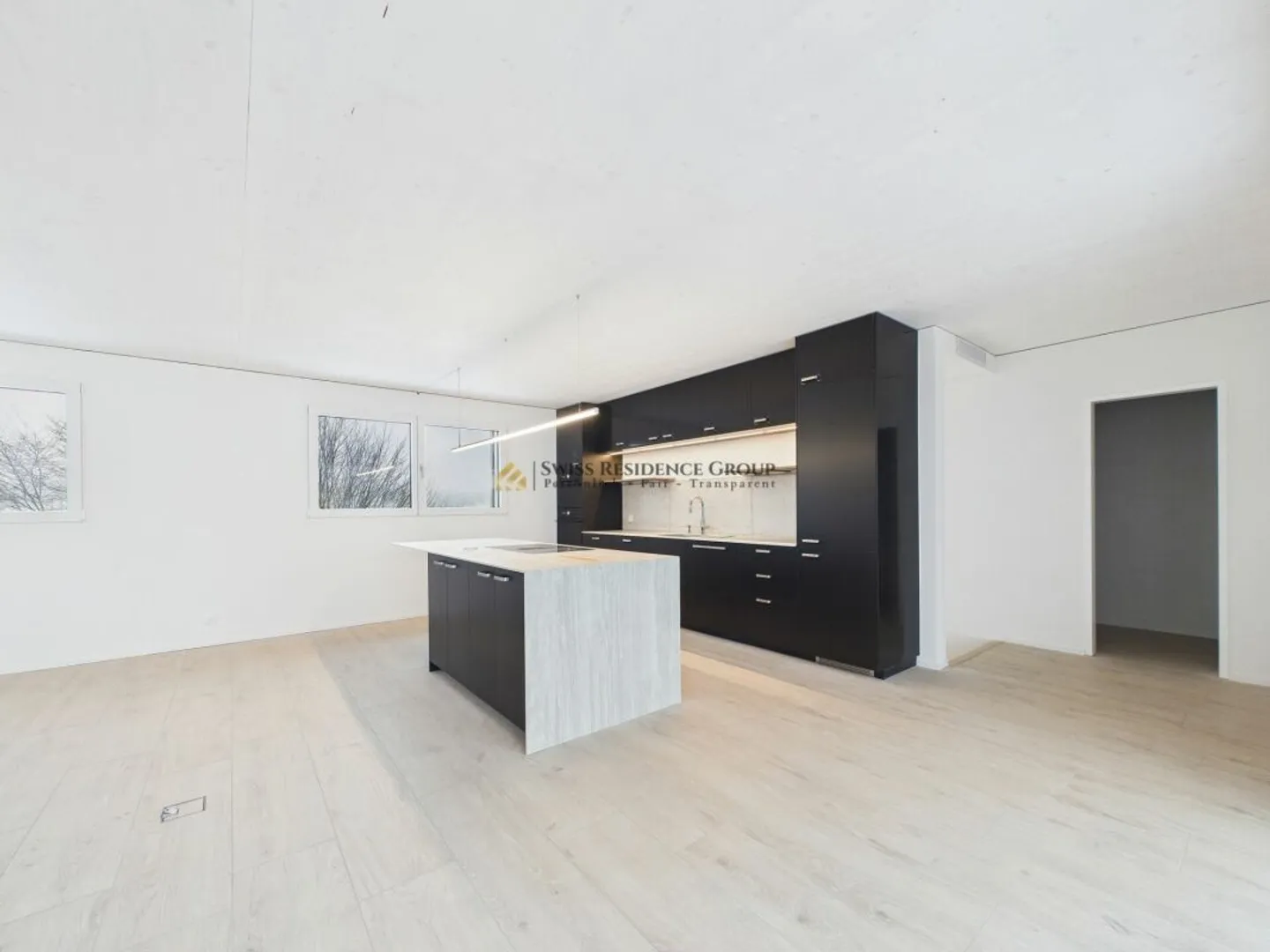 Renovated apartment with enviable view - Photo 6 of 9