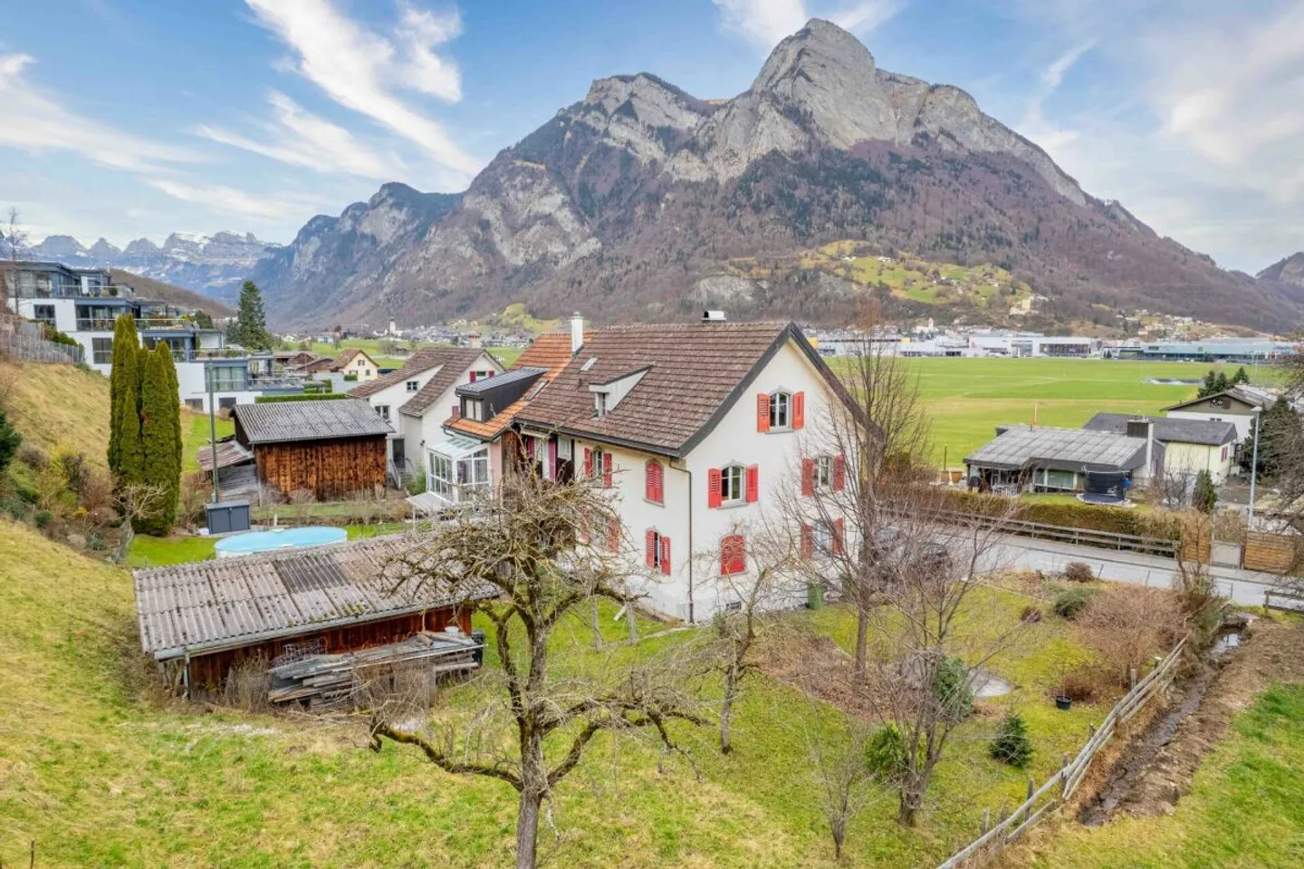 Grundstück mit Perspektiven und Entwicklungspotenzial - Foto 10 von 13