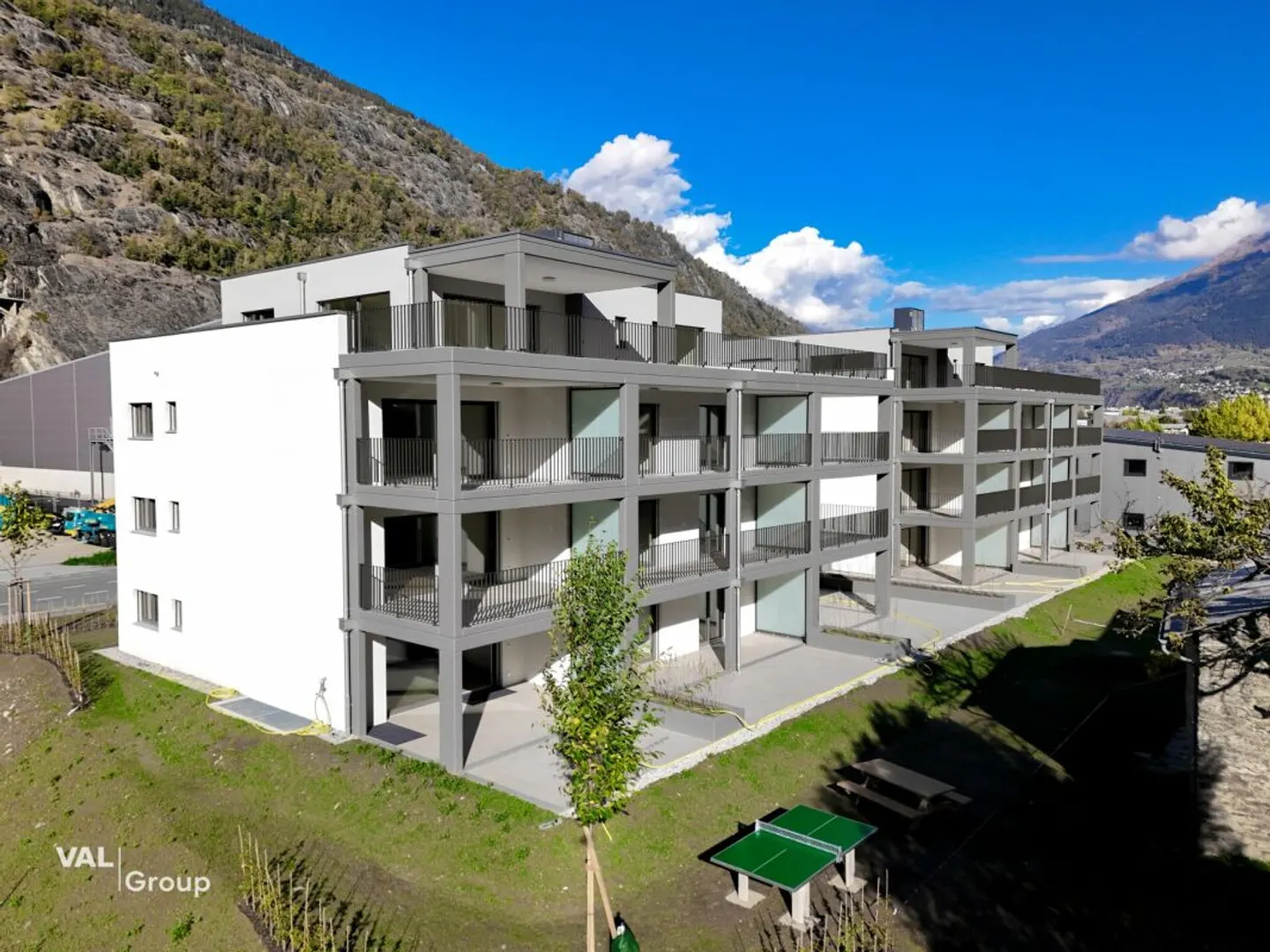 Modernes Apartment im Rhonetal - Foto 1 von 11
