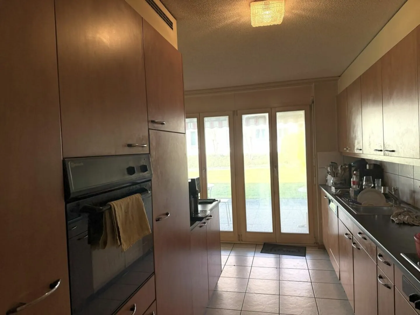 Charming 4.5-Room Apartment with Garden - Photo 13 of 13