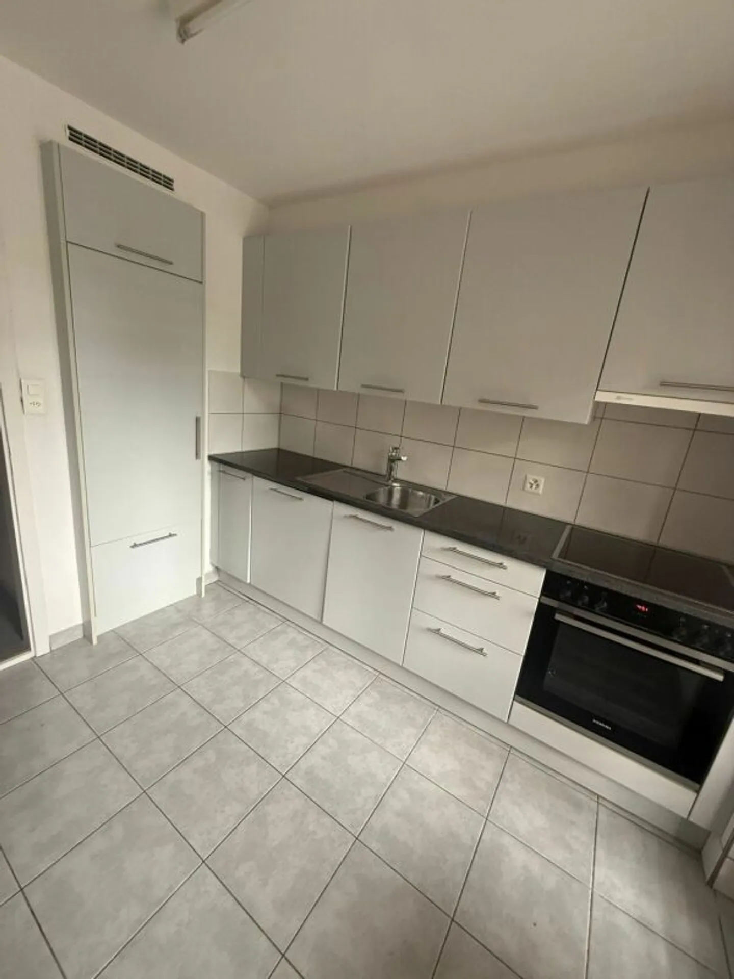 Bright 3-room apartment in Aarburg - Photo 2 of 10
