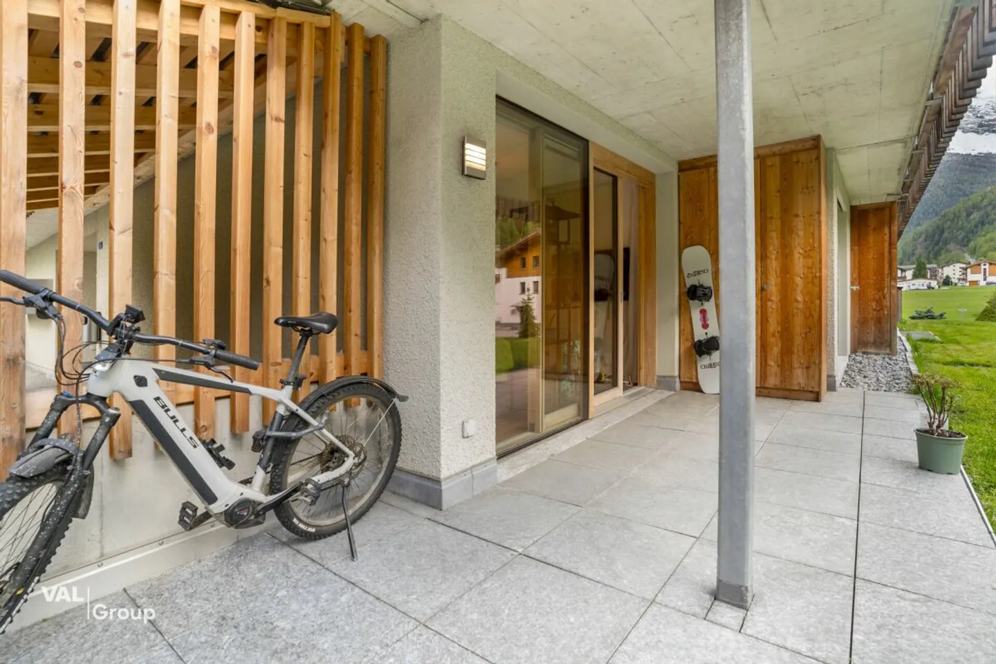 Moderno rifugio alpino nella valle di Saas - elegante appartamento per vacanze di 2.5 locali a Saas-Grund - Foto 10 di 13