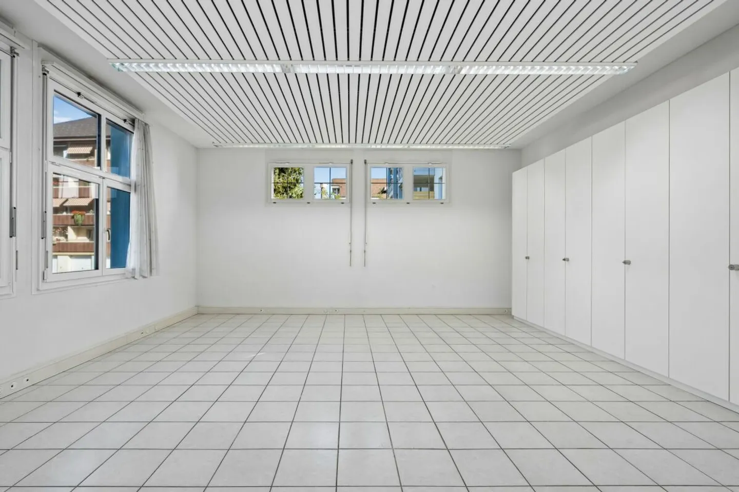 Espace pour votre entreprise - Photo 3 sur 12