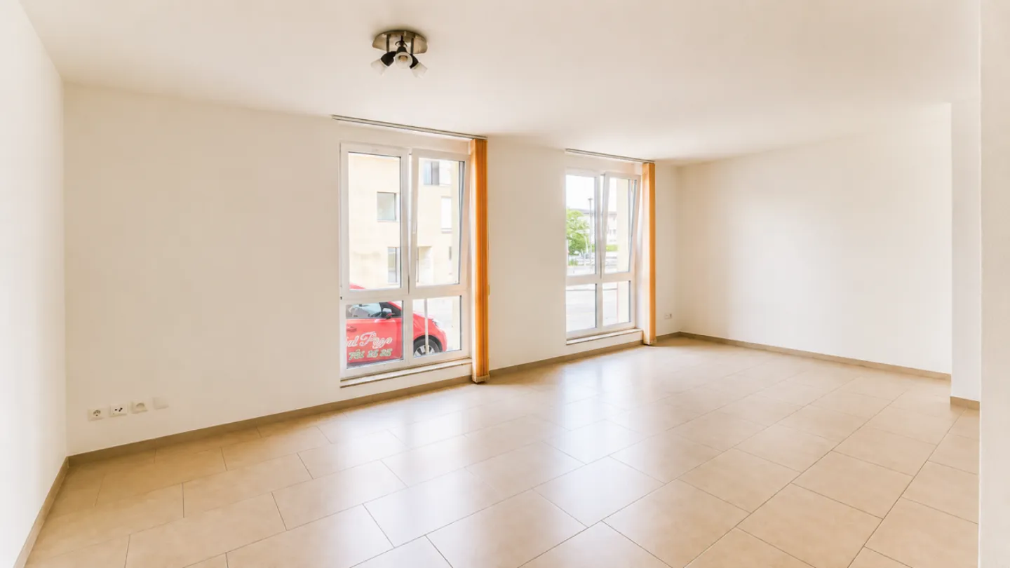 Bright, spacious 1.5 room apartment in the center - Photo 2 of 4