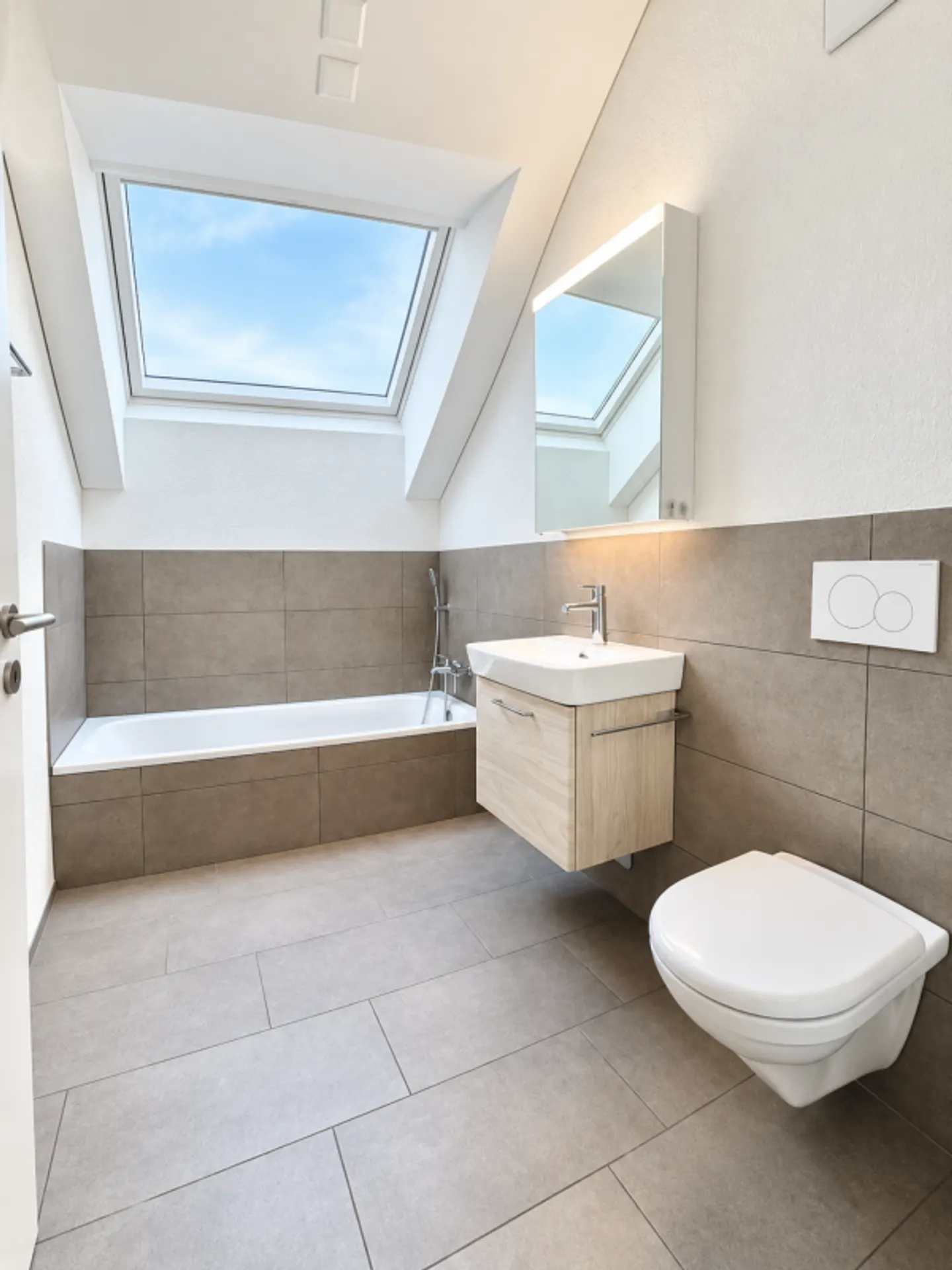 Appartement en attique de 4,5 pièces à Maseltrangen - Photo 4 sur 12
