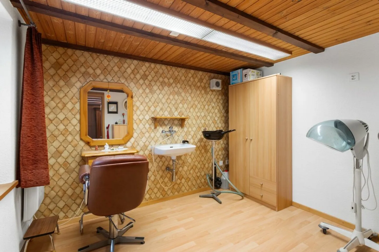 Une maison avec cœur, histoire et possibilités - Photo 9 sur 13