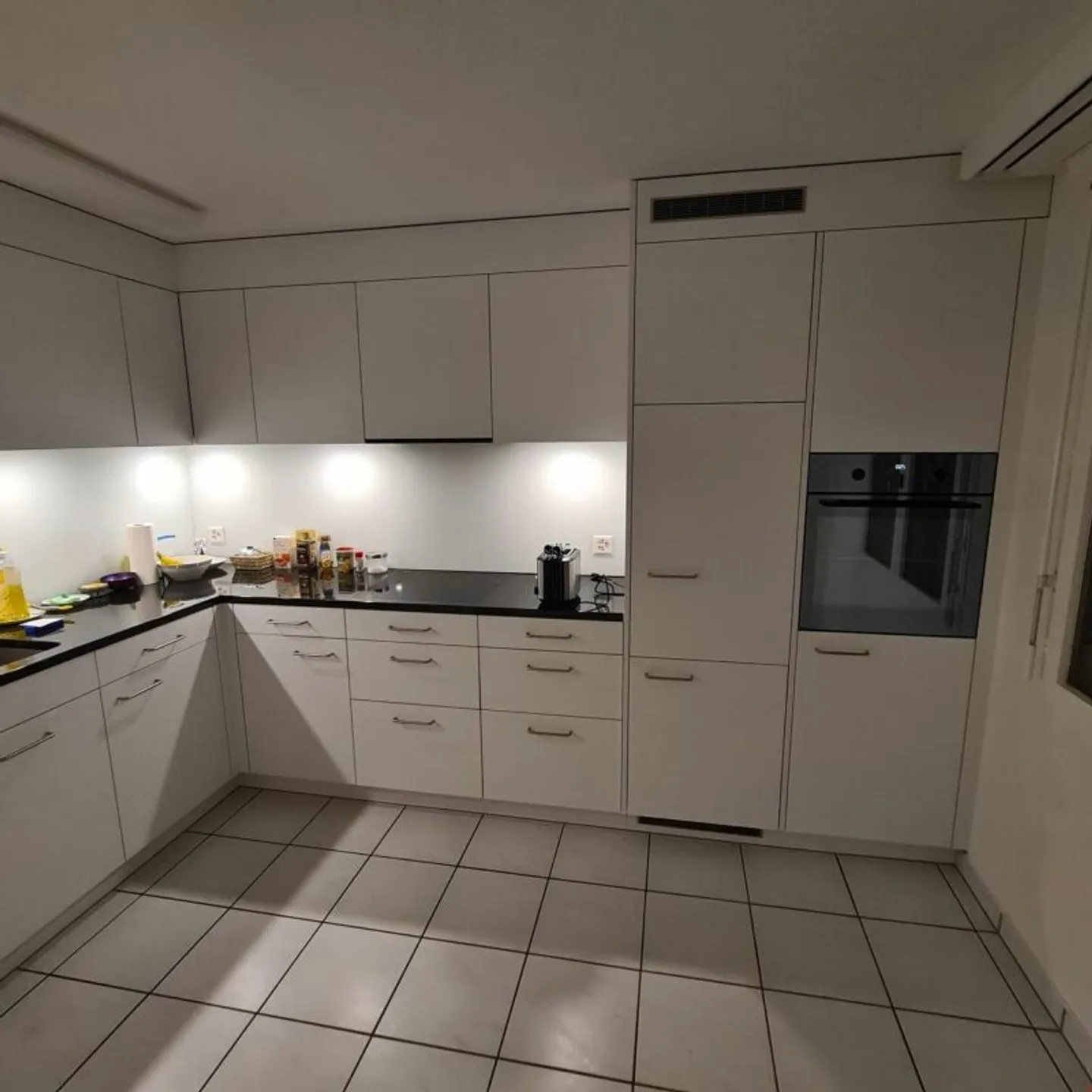 Geräumige Wohnung mit Bergblick - Foto 2 von 13