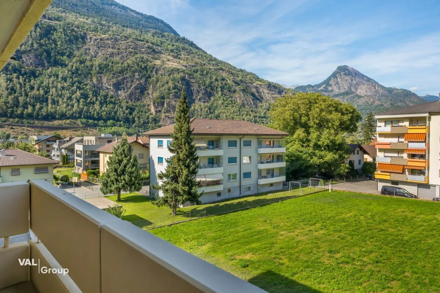 4.5 Room Apartment with Open Gallery in Glis - Photo 11 of 13