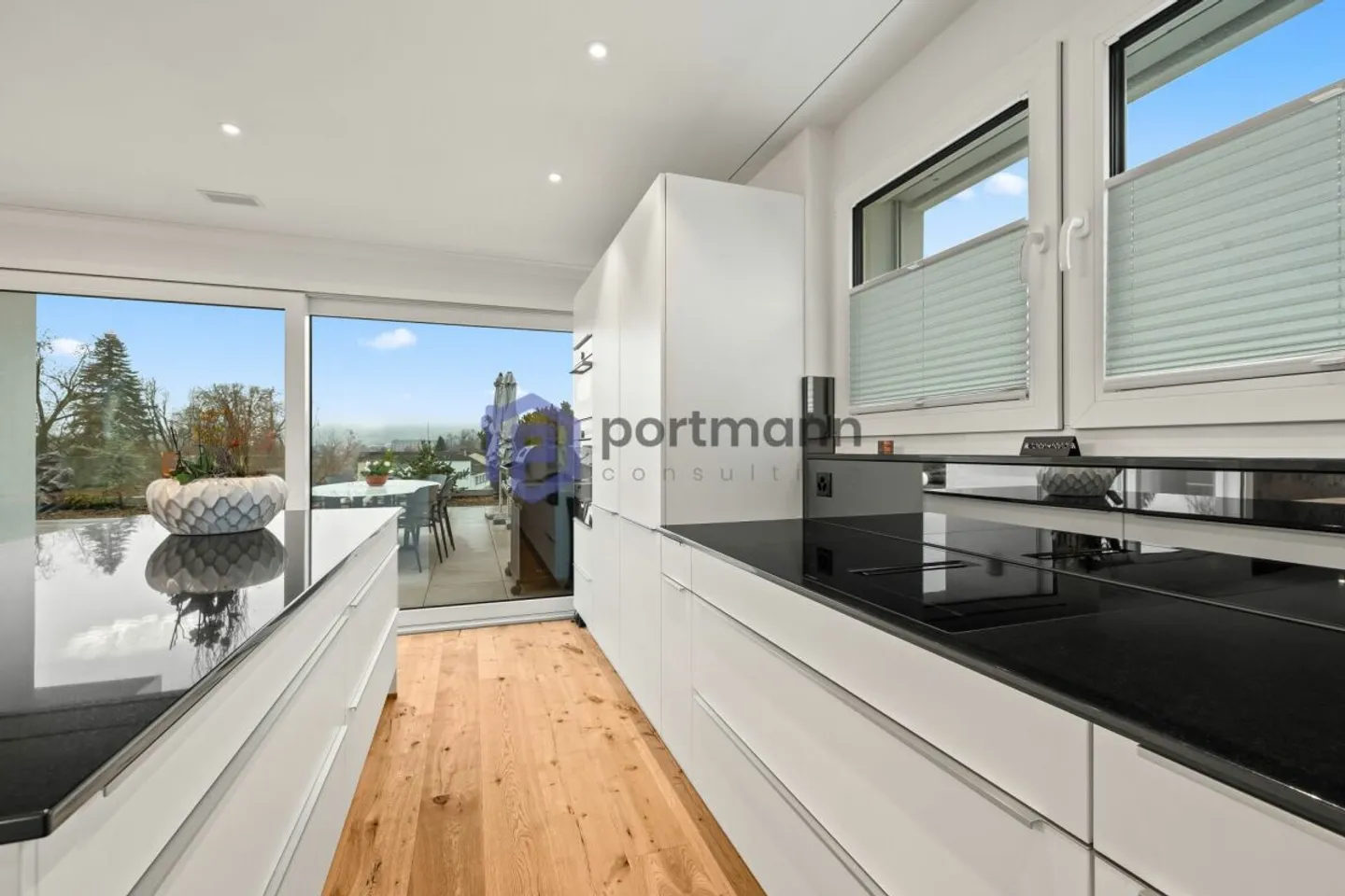 Exclusive penthouse apartment with some highlights (see detailed description below) - Photo 5 of 13