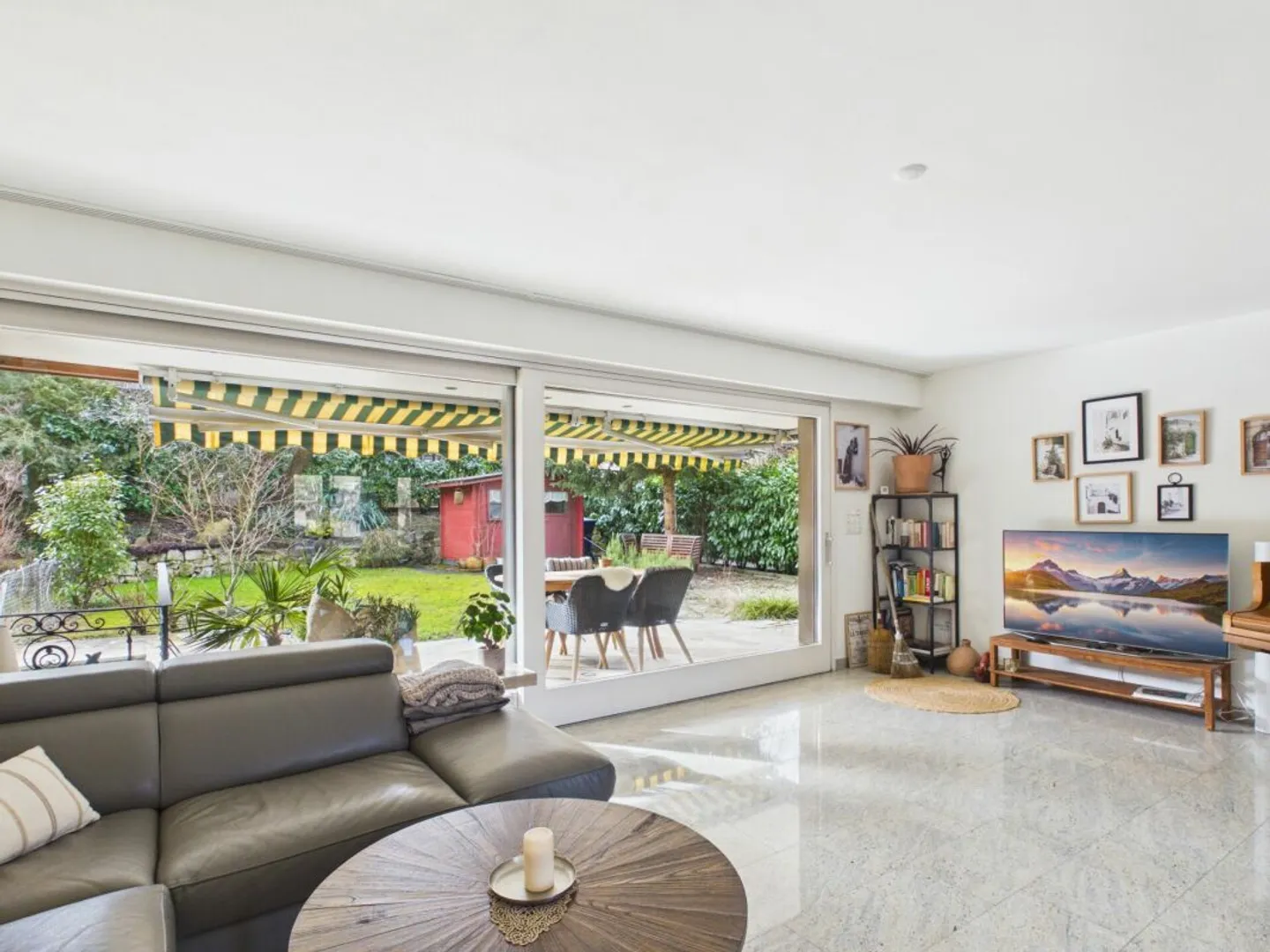 Your dream home in Biel-Benken is waiting for you! - Photo 3 of 13