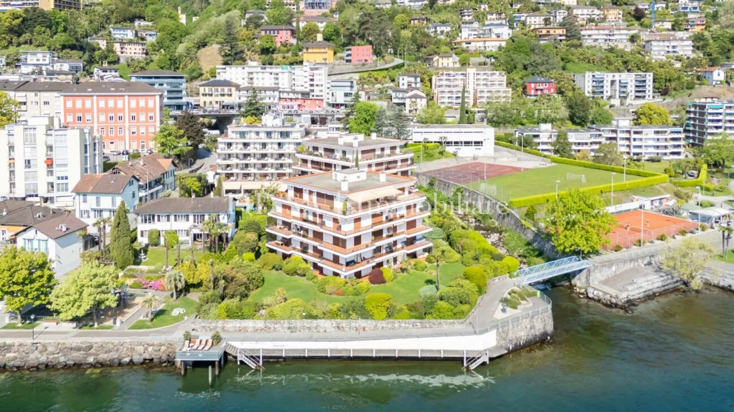 BRISSAGO - Ground floor apartment with private access to the lake - Photo 9 of 9