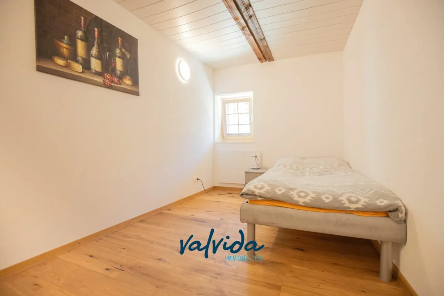 Appartamento moderno di 3,5 stanze in affitto a Varen - Foto 8 di 10