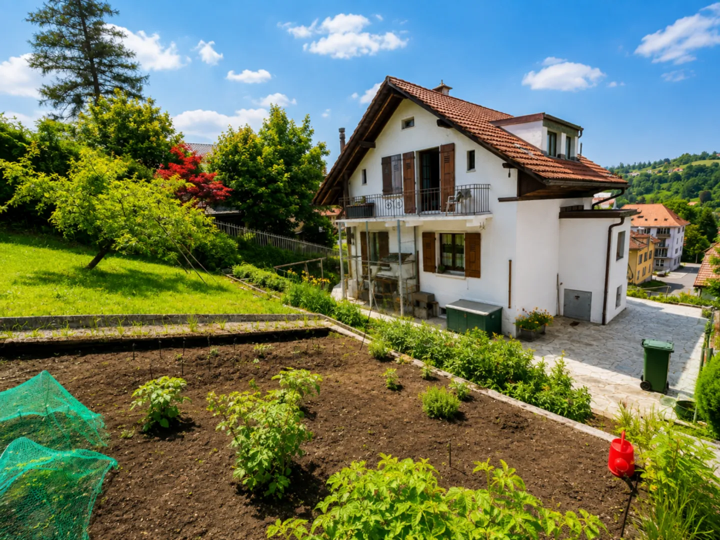 Charmante freistehende Villa zum Renovieren - Foto 2 von 13
