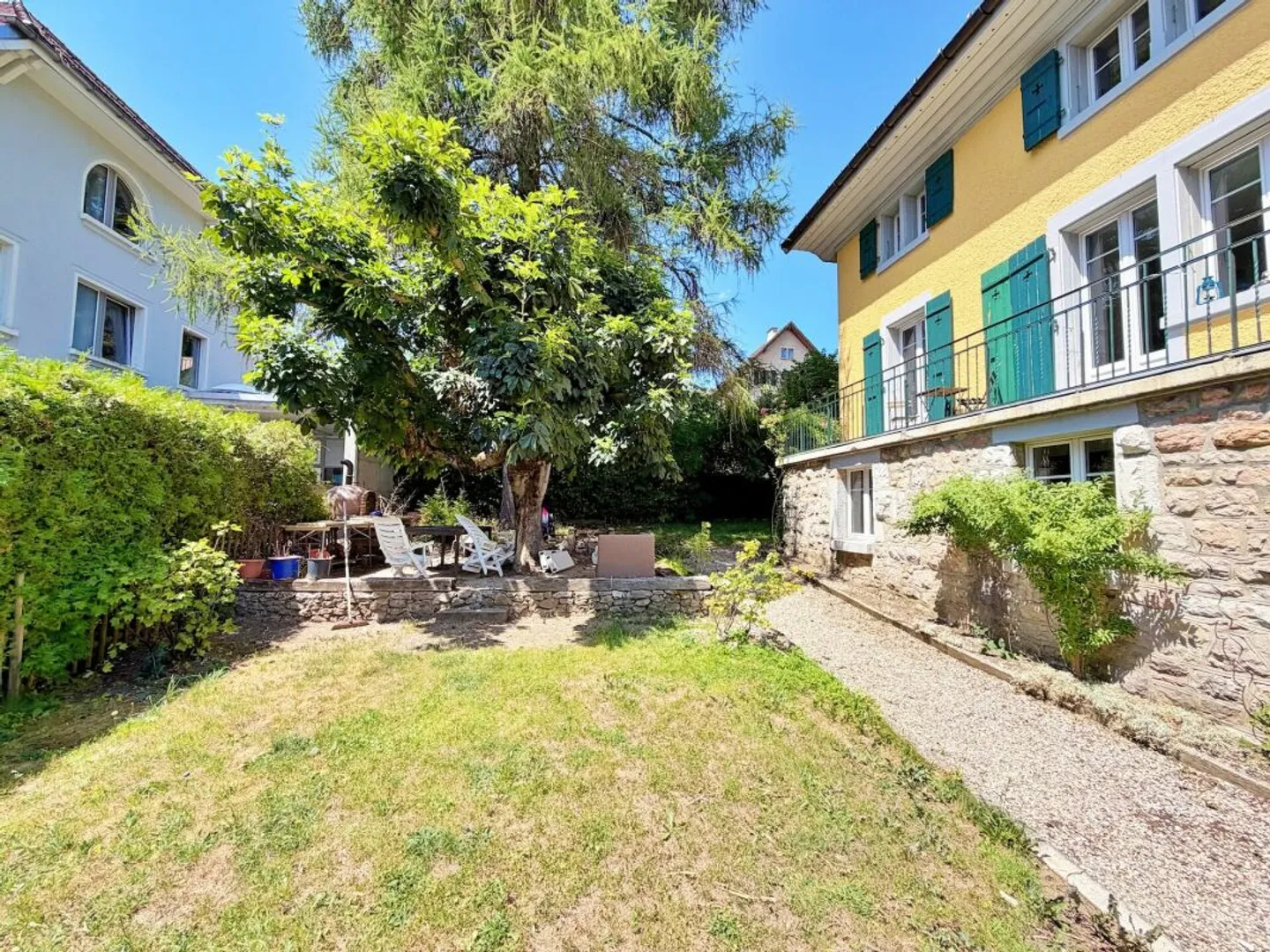 Building_Ste.Croix - Photo 6 of 13