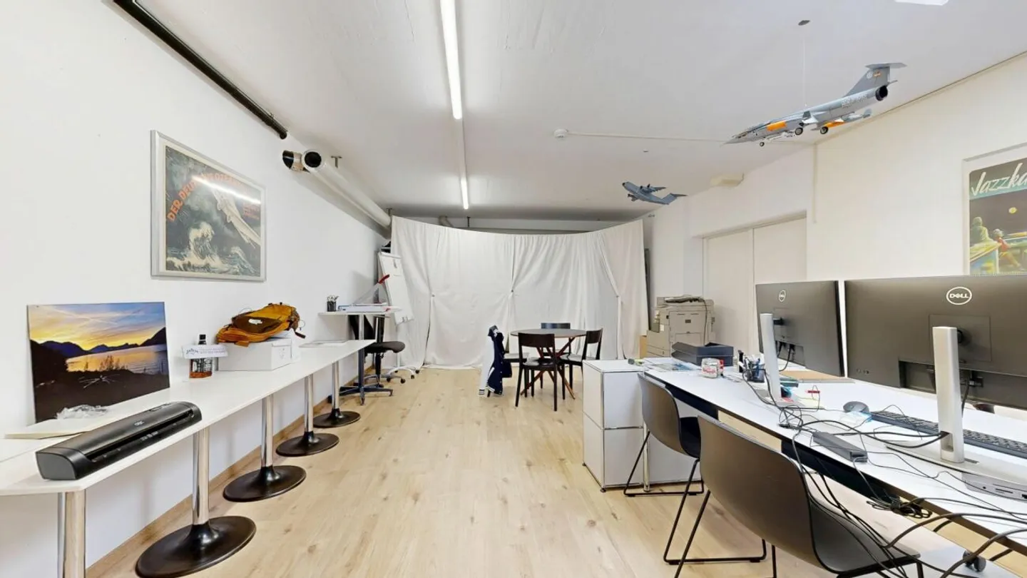 Espace commercial polyvalent à Burgdorf - Photo 12 sur 13