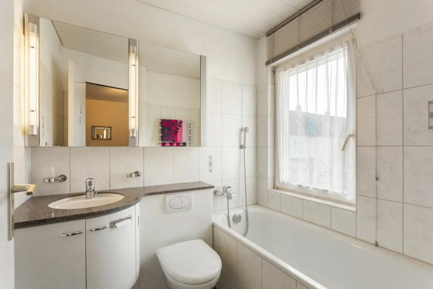 Charming Townhouse in Winterthur - Photo 8 of 13