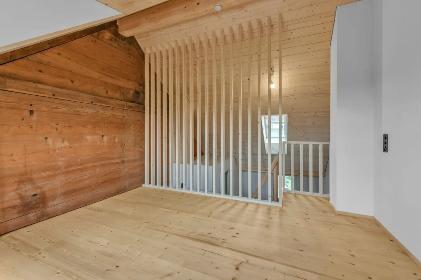 Move in and feel at home: Charming 3.5-room house part, completely renovated and ready to move in in Bazenheid - Photo 8 of 13