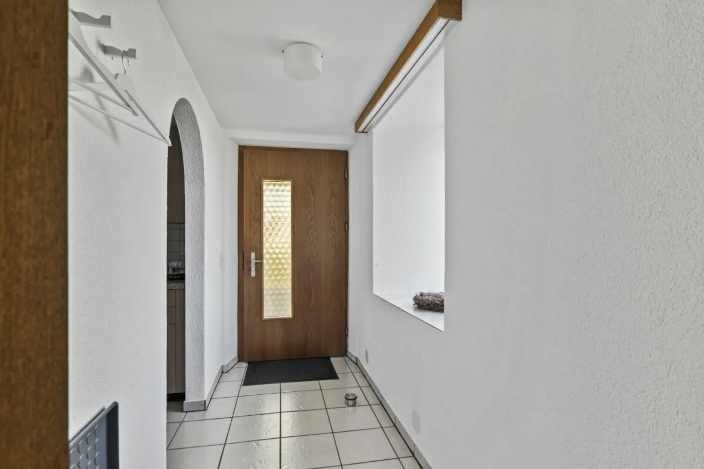 8.5-room detached house with 2.5-room granny flat, large garage and storage areas - Photo 10 of 13