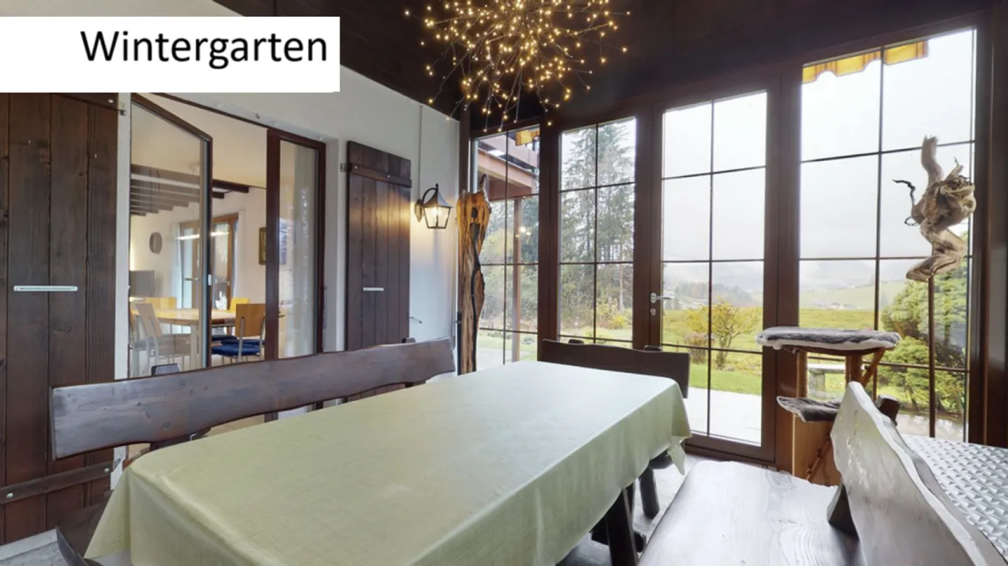 Maison individuelle de 5 pièces bien entretenue avec appartement séparé dans un emplacement de rêve à Schwarzsee FR - Photo 8 sur 13