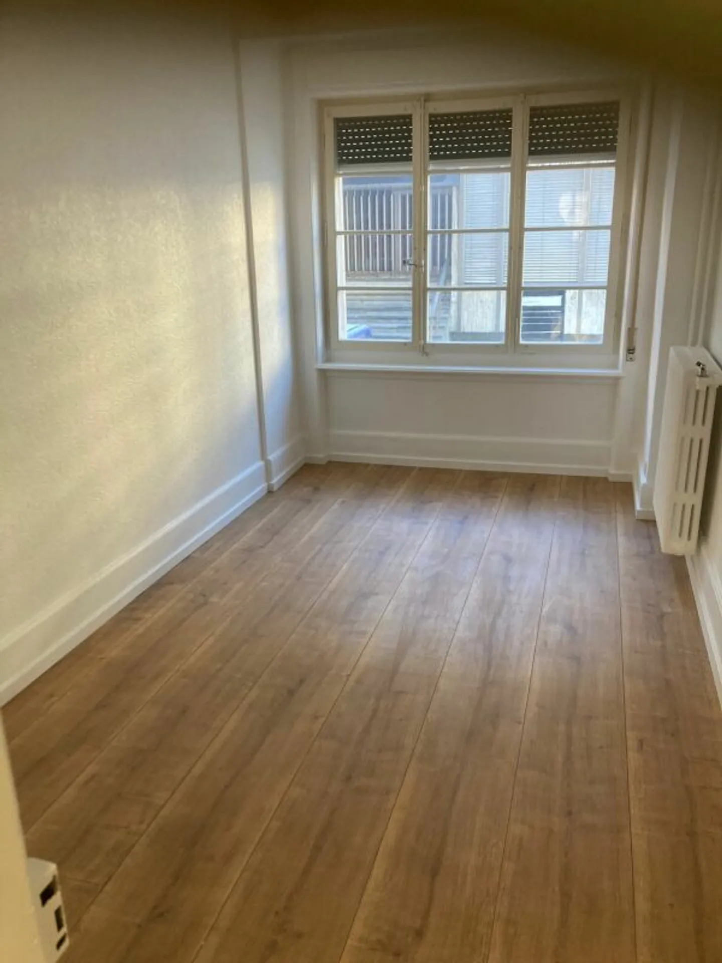 4,5pce spacieux rénové dans immeuble historique - Foto 5 di 13