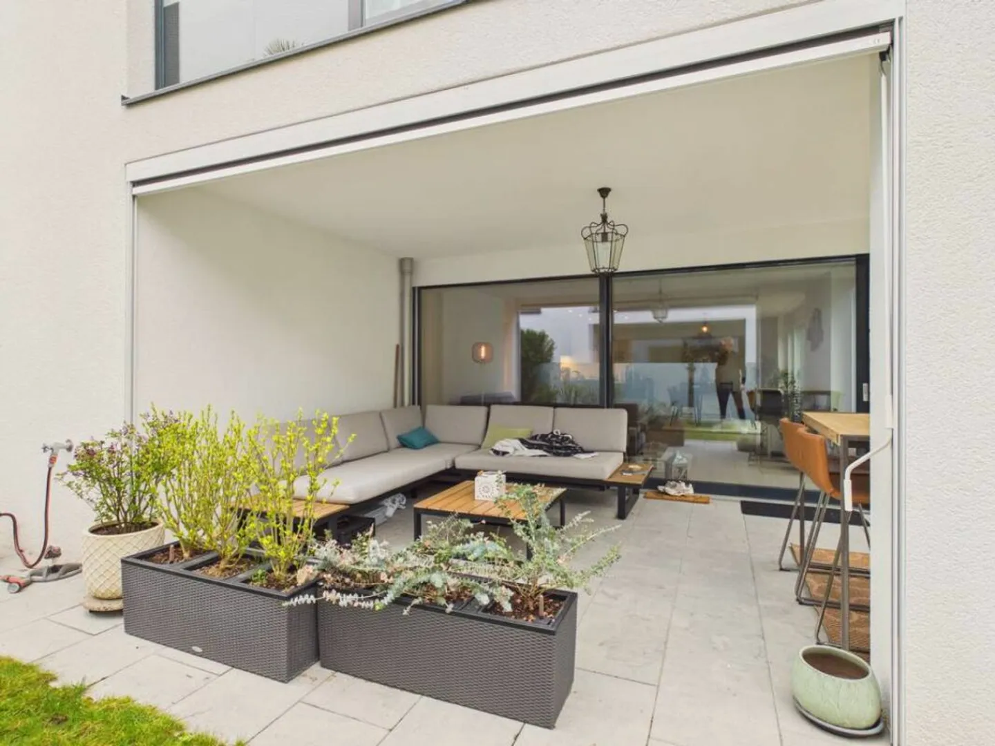 Stylé, lumineux et spacieux pour votre confort - Photo 10 sur 12